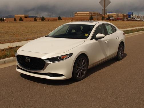 2024 Mazda Mazda3 FWD w/Preferred Package