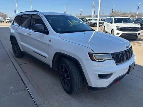2017 Jeep Grand Cherokee Trailhawk