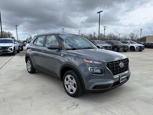 2020 Hyundai VENUE SE