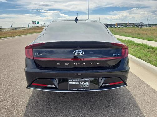 2023 Hyundai SONATA Hybrid Limited