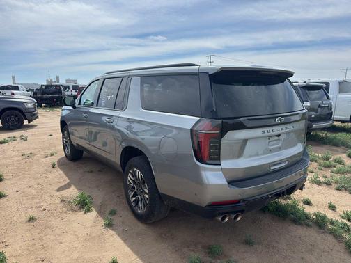 Sterling Gray Metallic 2025 Chevrolet Suburban 4WD Z71
