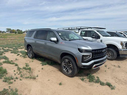 Sterling Gray Metallic 2025 Chevrolet Suburban 4WD Z71