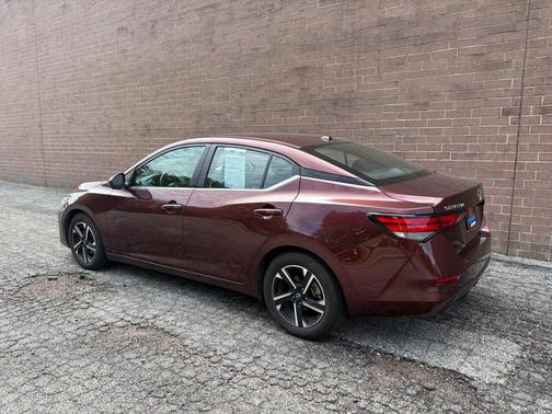 Rosewood Metallic 2024 Nissan Sentra SV