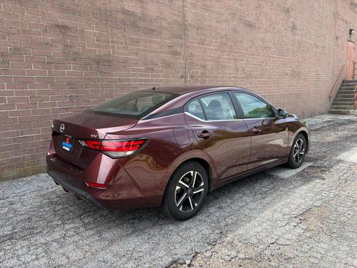 Rosewood Metallic 2024 Nissan Sentra SV