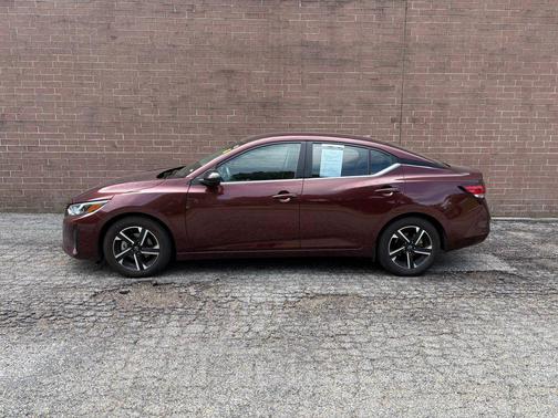 Rosewood Metallic 2024 Nissan Sentra SV