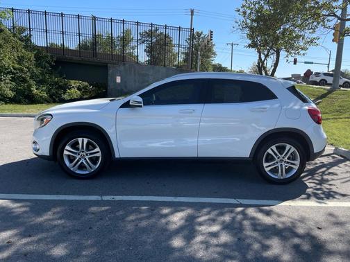 2020 Mercedes-Benz GLA 250 Base