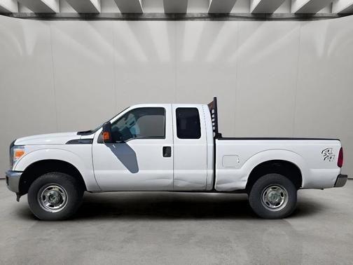 OXFORD WHITE 2015 Ford F-250 XL