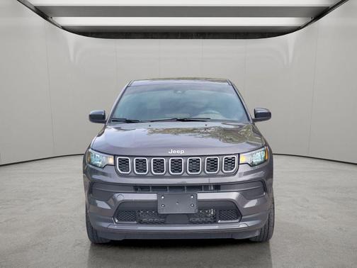 Baltic Gray Metallic Clearcoat 2024 Jeep Compass Sport