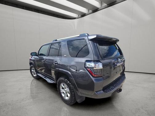 Magnetic Gray Metallic 2020 Toyota 4Runner SR5