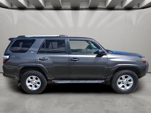 Magnetic Gray Metallic 2020 Toyota 4Runner SR5