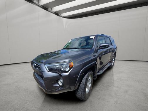 Magnetic Gray Metallic 2020 Toyota 4Runner SR5