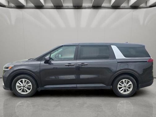 Pantera Metal 2022 Kia Carnival LX