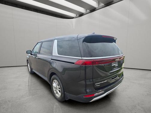 Pantera Metal 2022 Kia Carnival LX