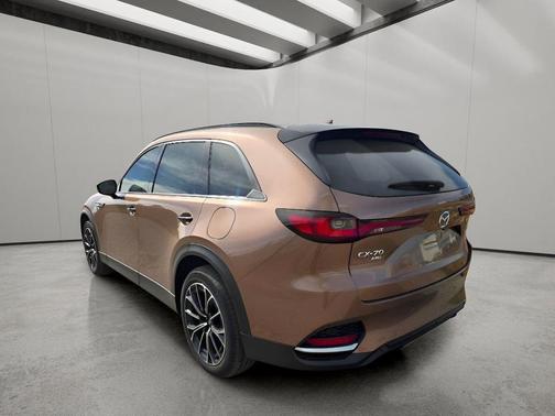 Melting Copper Metallic 2025 Mazda CX-70 PHEV Premium Plus Package