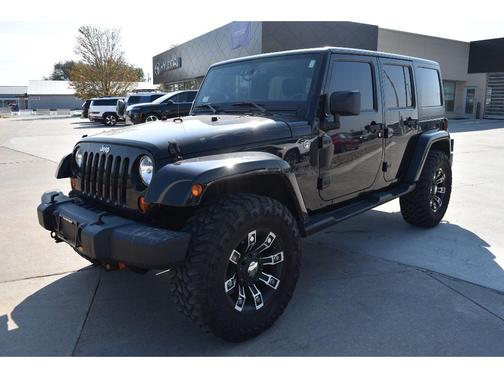 2013 Jeep Wrangler Unlimited Sahara