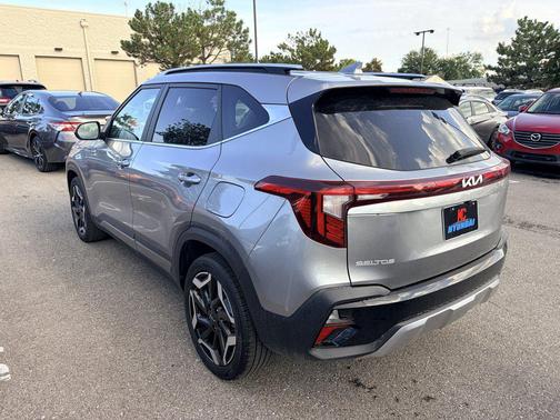 Steel Gray 2024 Kia Seltos SX Turbo