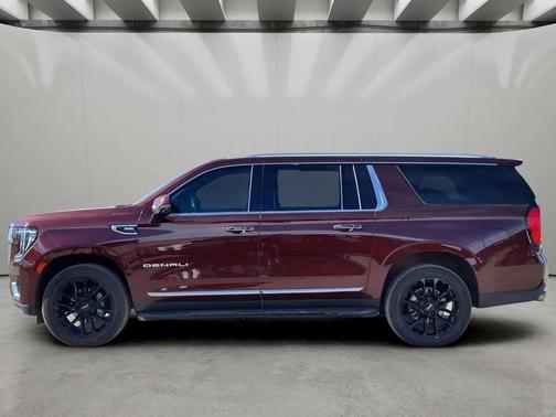 Redwood Metallic 2022 GMC Yukon XL Denali