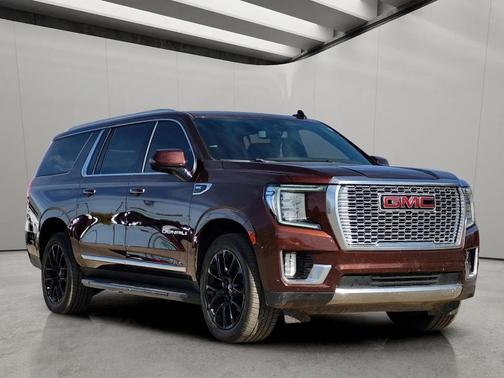 Redwood Metallic 2022 GMC Yukon XL Denali