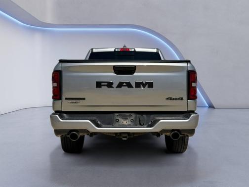 Billet Silver Metallic Clearcoat 2026 RAM 1500 Big Horn/Lone Star