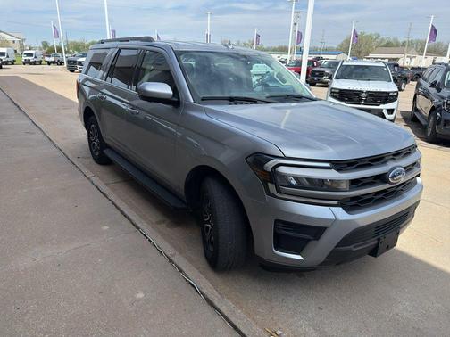 ICONIC SILVER METALLIC 2024 Ford Expedition Max XLT