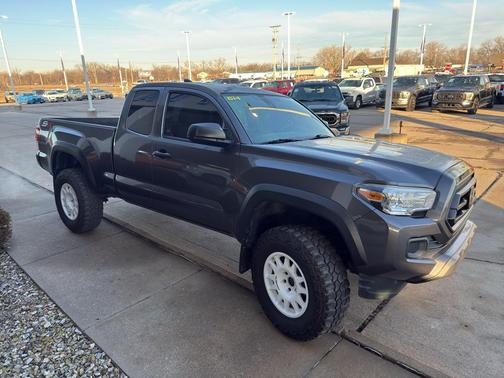 2020 Toyota Tacoma SR