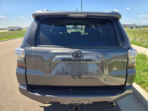 Magnetic Gray Metallic 2018 Toyota 4Runner SR5 Premium