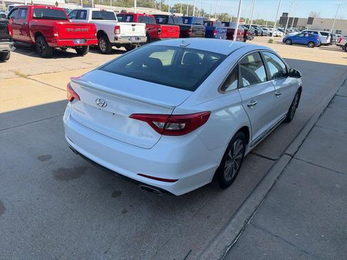 Quartz White Pearl 2016 Hyundai SONATA Sport