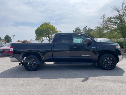 2019 Toyota Tundra SR5