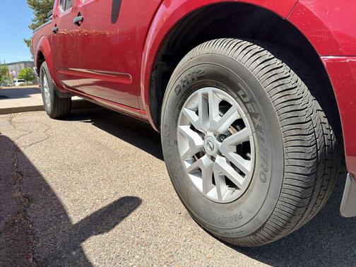 Cayenne Red Metallic 2019 Nissan Frontier SV