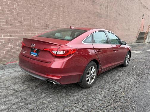 Venetian Red 2015 Hyundai SONATA SE