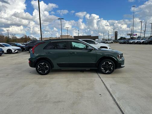 2023 Kia Niro EV Wind