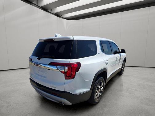 2020 GMC Acadia SLE