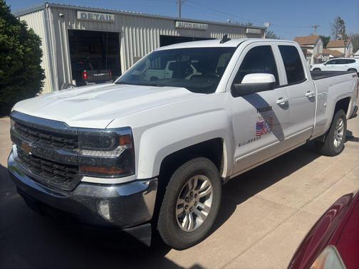 Summit White 2018 Chevrolet Silverado 1500 1LT