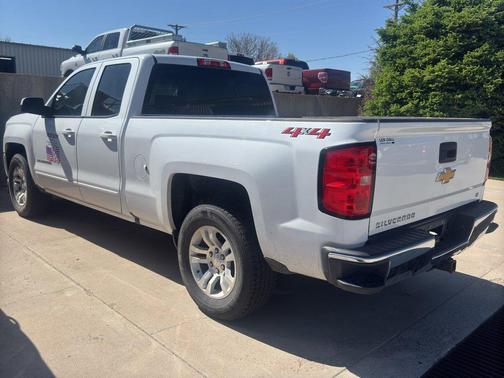 Summit White 2018 Chevrolet Silverado 1500 1LT