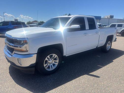 Summit White 2018 Chevrolet Silverado 1500 1LT
