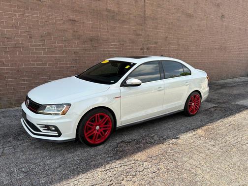 White 2017 Volkswagen Jetta GLI