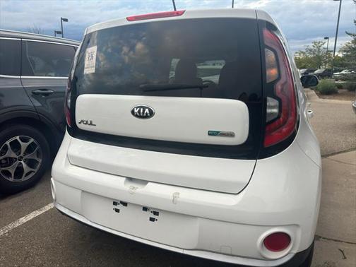 2016 Kia Soul EV Base