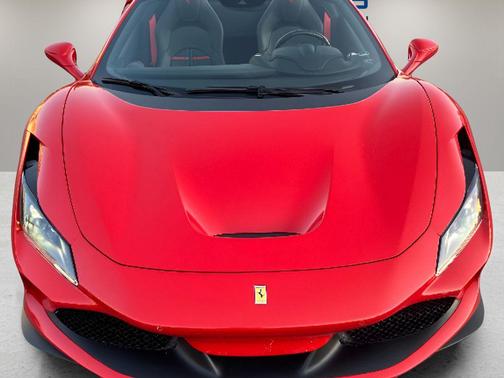 2023 Ferrari F8 Spider Base