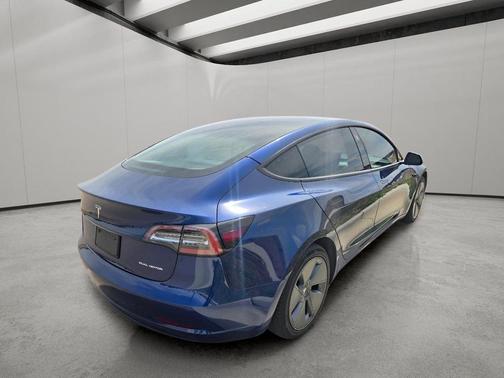 Deep Blue Metallic 2022 Tesla Model 3 Long Range