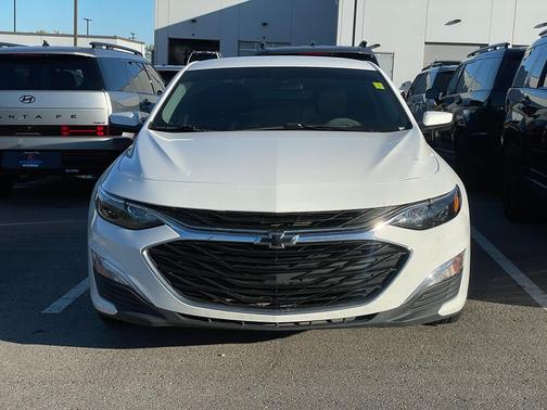 2020 Chevrolet Malibu FWD RS