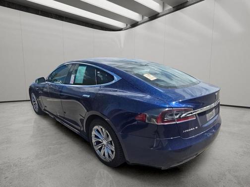 Deep Blue Metallic 2017 Tesla Model S 75D
