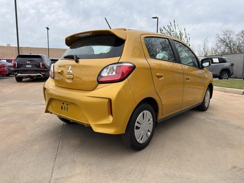 2024 Mitsubishi Mirage ES