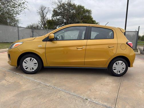 2024 Mitsubishi Mirage ES