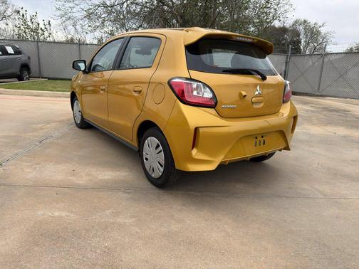 2024 Mitsubishi Mirage ES