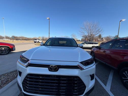 2024 Toyota Grand Highlander Limited