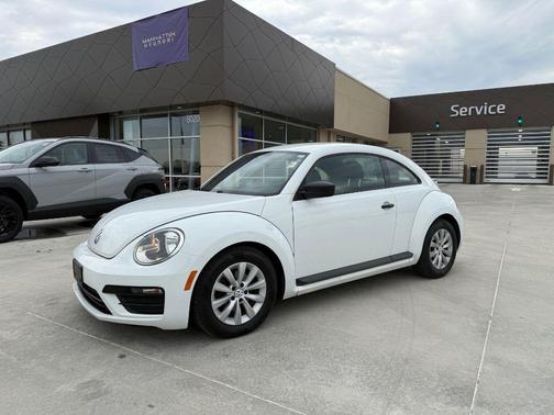 2018 Volkswagen Beetle 2.0T S