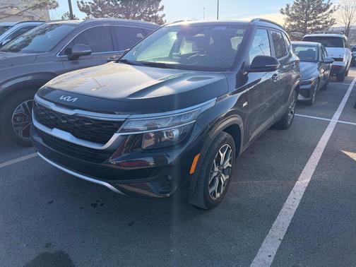 2022 Kia Seltos EX