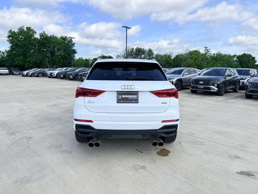 2023 Audi Q3 Premium 45 TFSI S line quattro Tiptronic