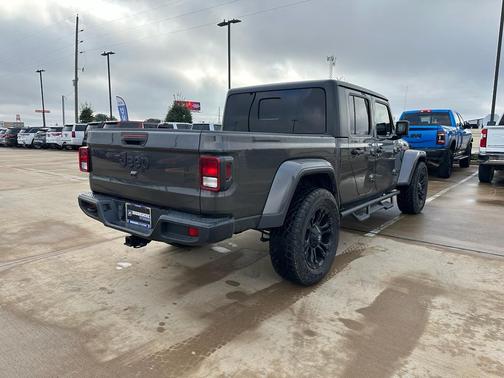 2021 Jeep Gladiator Willys 4x4