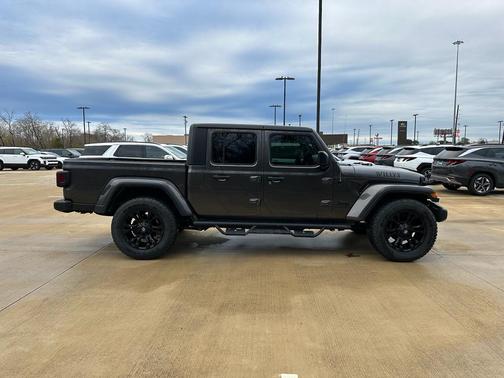 2021 Jeep Gladiator Willys 4x4